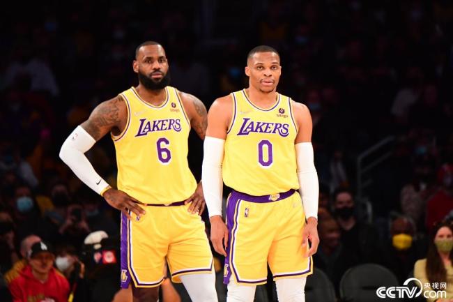 太阳大胜国王,结束三连败的简单介绍 太阳大胜国王,结束三连败的简单介绍