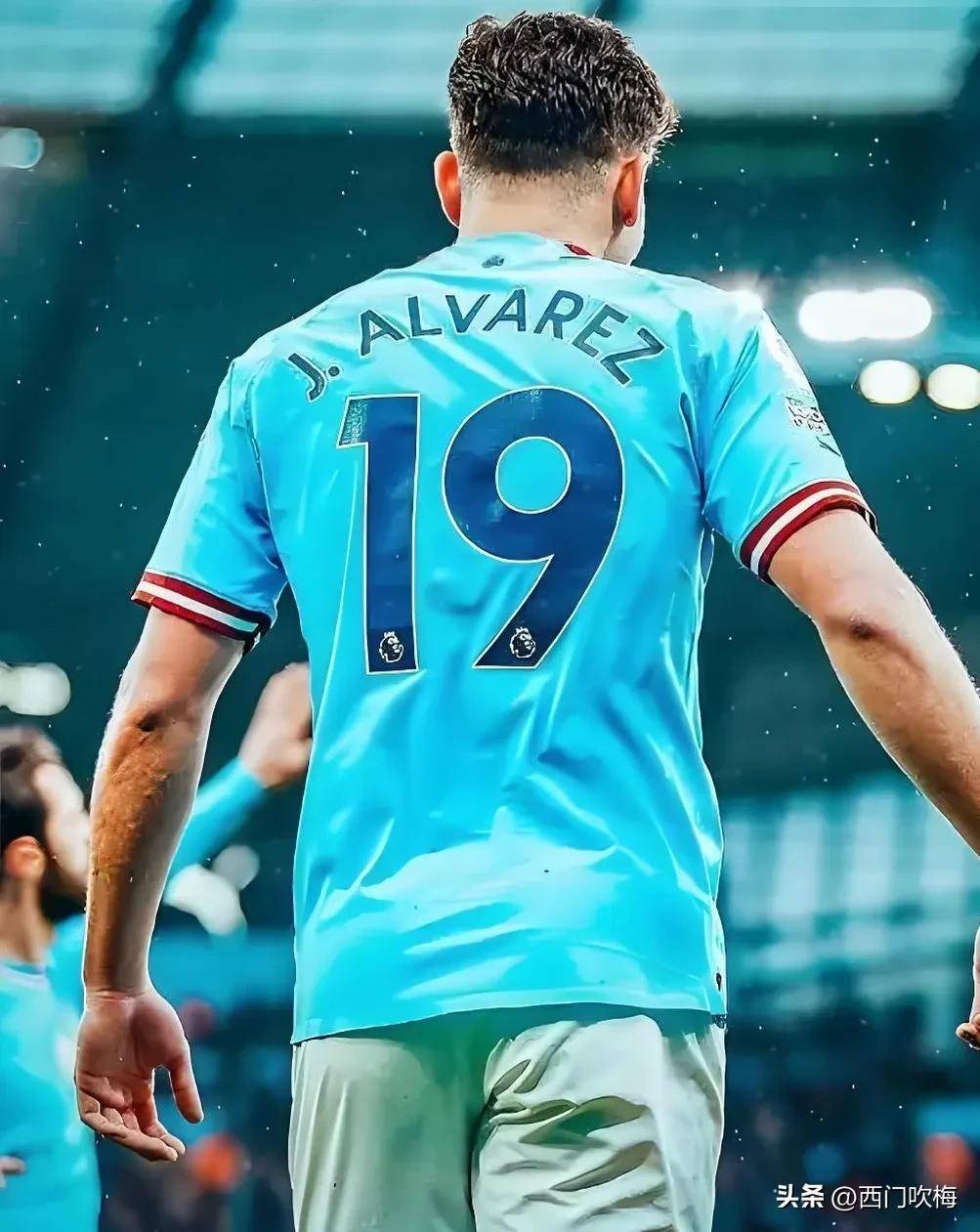 包含AC米兰轻取巴萨，阿尔瓦雷斯关键制胜的词条