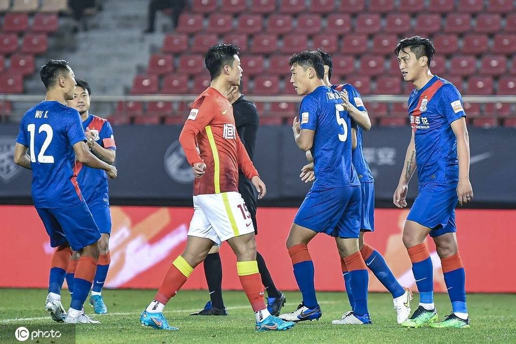 开云体育下载-法国队完胜印度队，桃田贤斗关键制胜