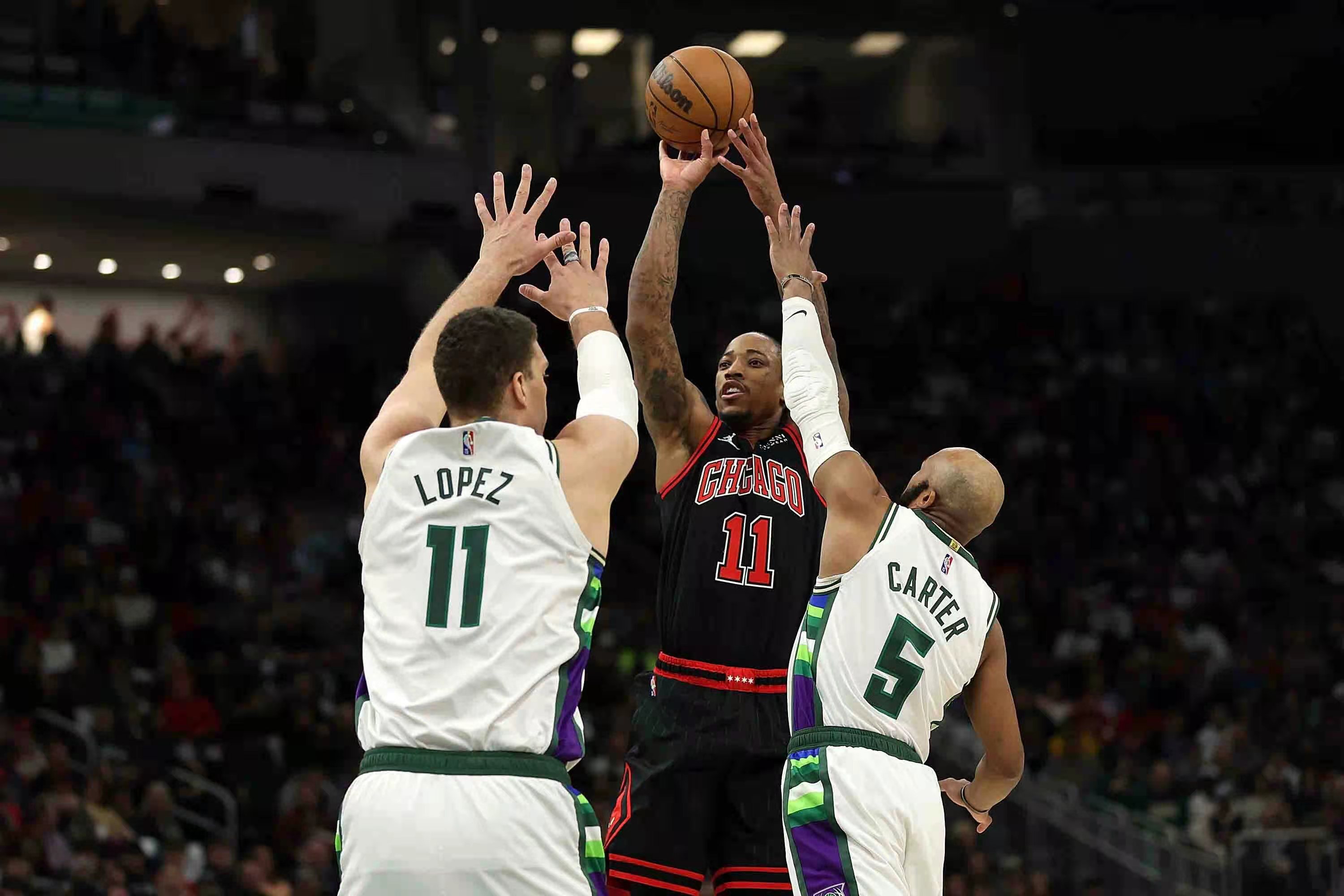 福建队逆转公牛,字母哥点燃赛场 福建队逆转公牛,字母哥点燃赛场