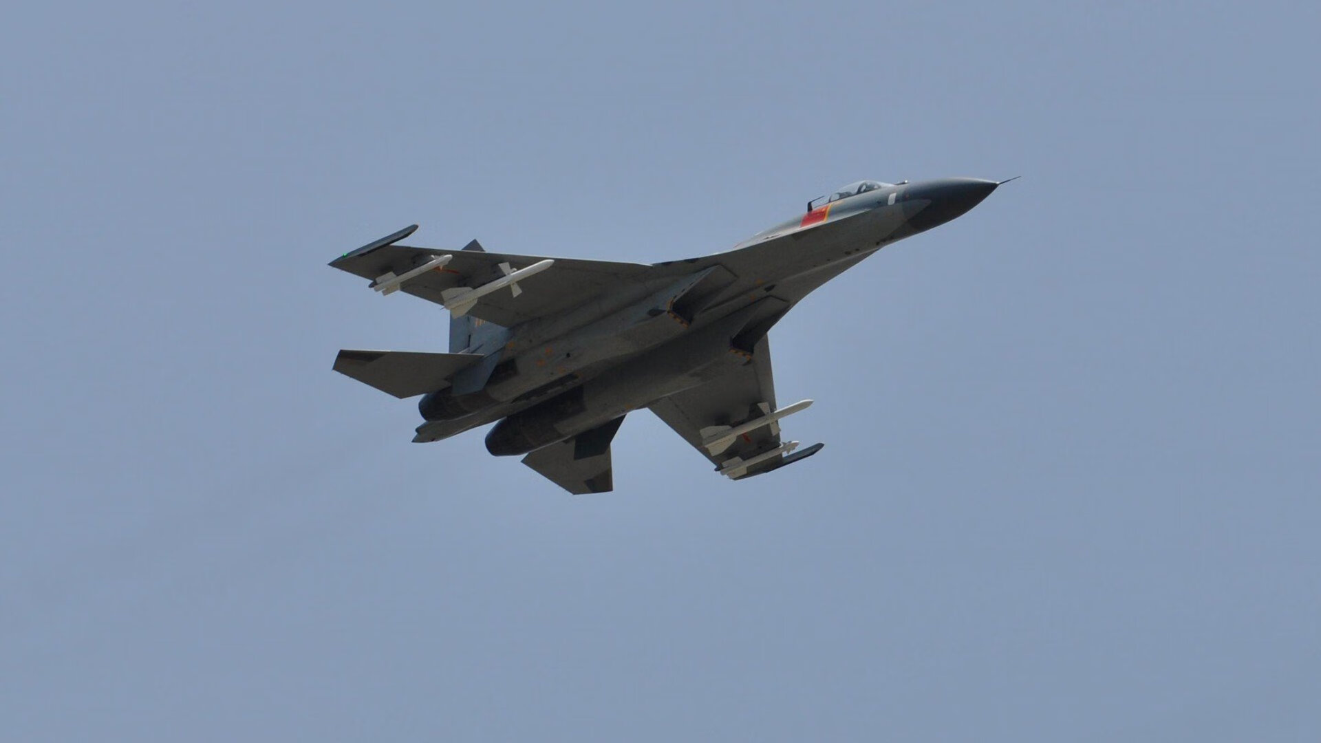 决胜时刻的双雄，卡塞米罗与阿尔及利亚军团如何在不同赛场书写传奇