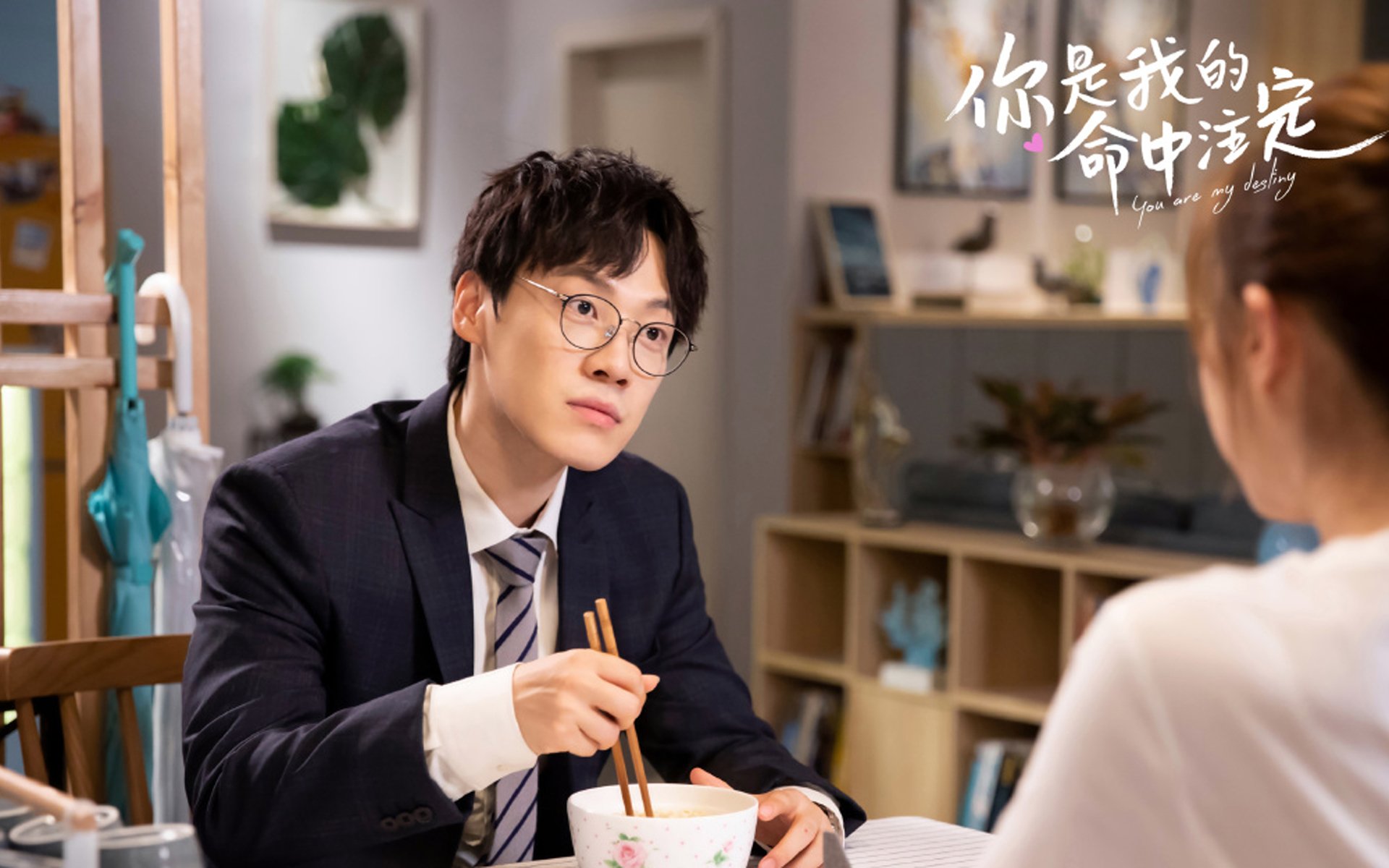 帕尔默连斩三球定乾坤，曼城生死战力克冰岛昂首晋级