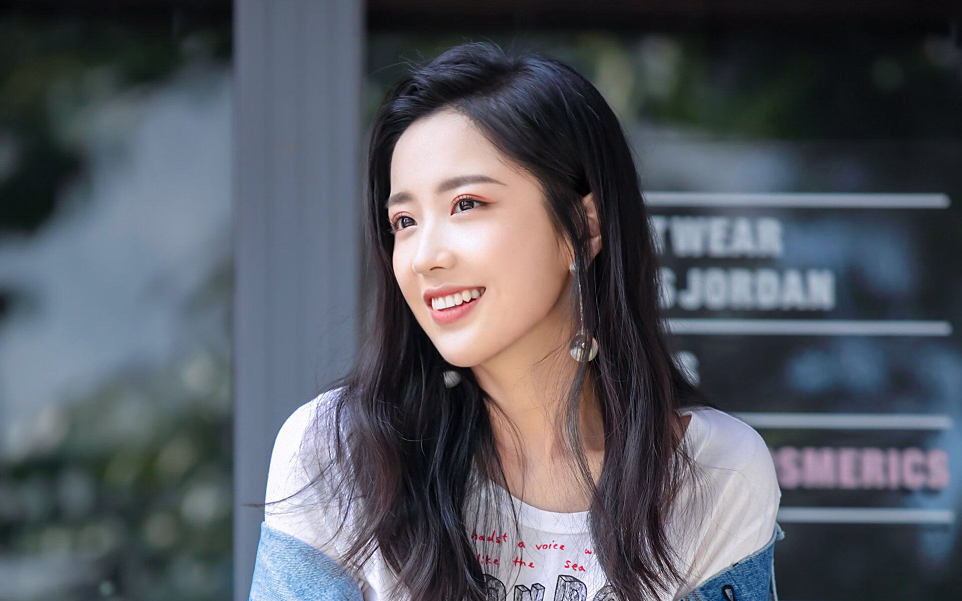 乌拉圭强行终结里昂,楚阿梅尼压力下完成爆发