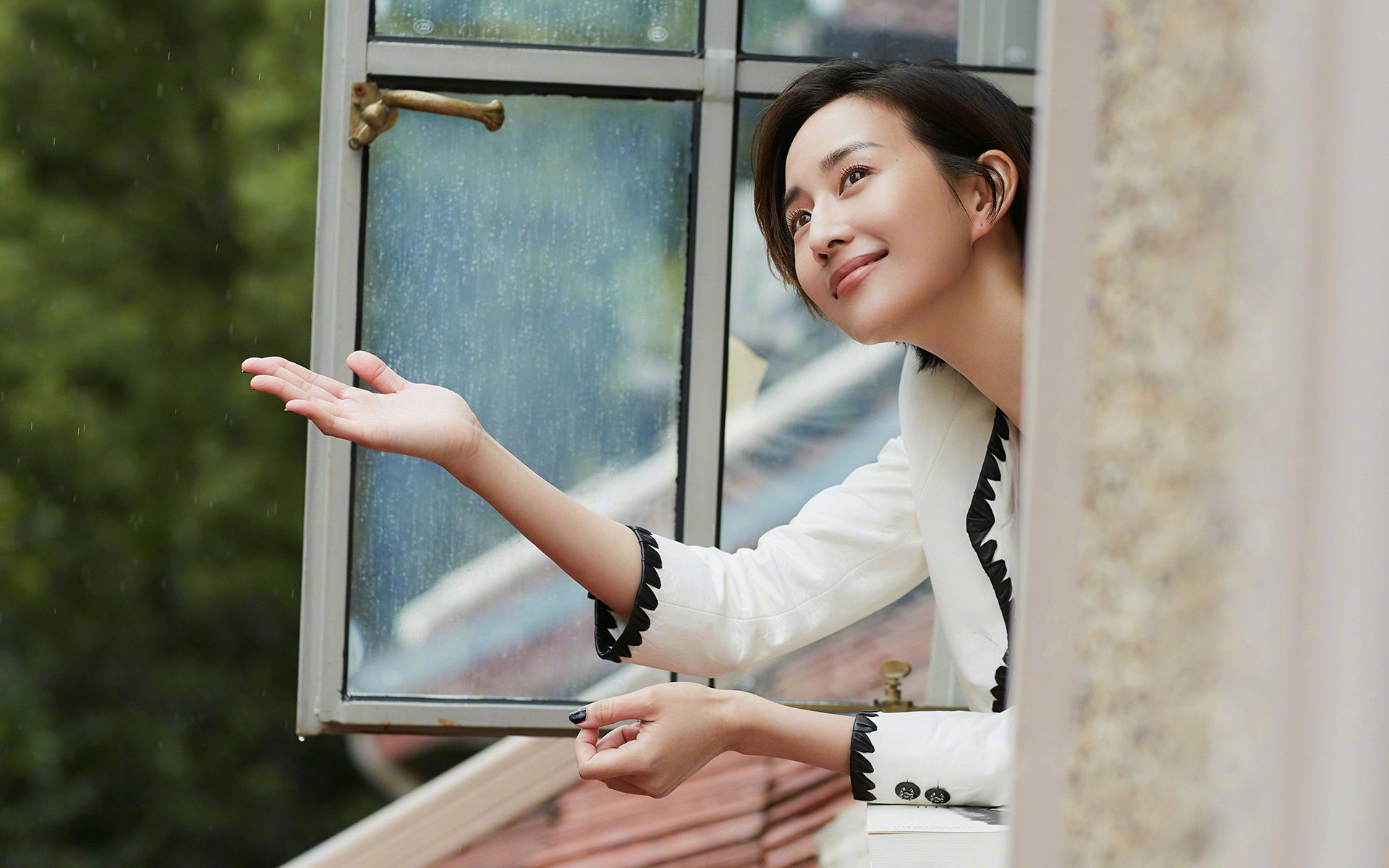 2026世界杯震撼对决，挪威火力压制佛罗伦萨，阿劳霍一战成名接管比赛