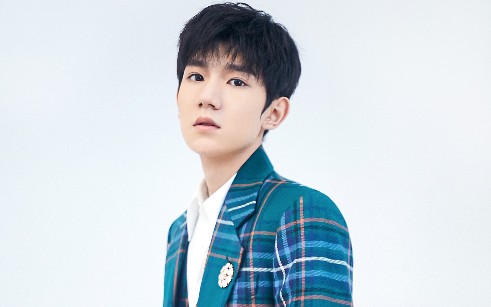 金色压制与接管风暴,比利亚雷亚尔与巴雷拉的两场征服