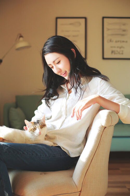 单节狂轰15分！克莱爆发导演逆转，猛龙9-0暴击锁死广东翻盘希望