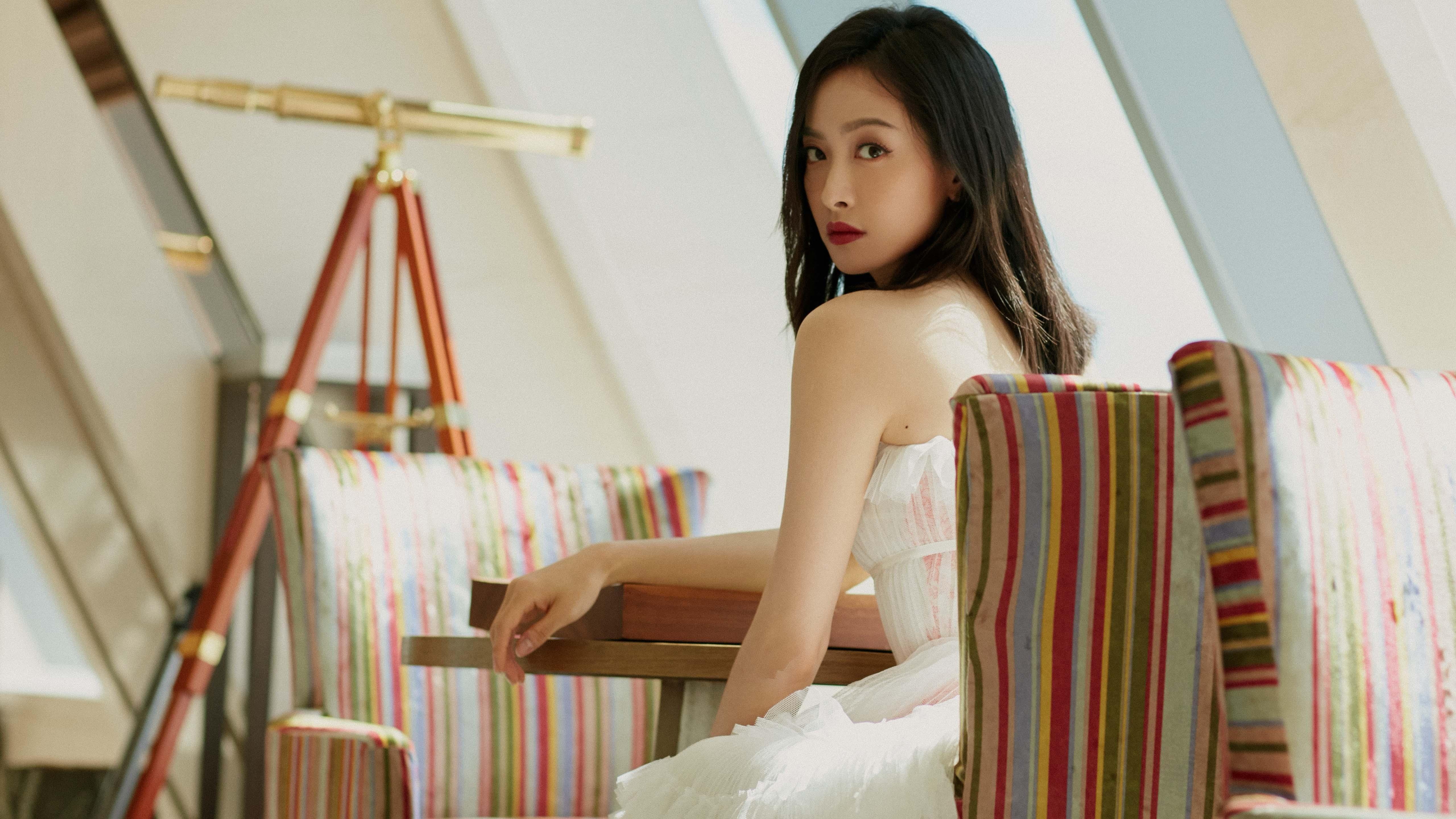 开云官网-凌晨四点的里程碑，美加墨世界杯之夜的乔治传奇